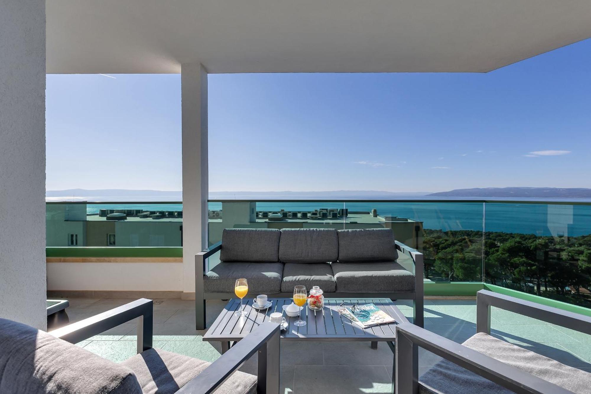 Exclusive Penthouse Big Blue With Private Jacuzzi Leilighet Makarska Eksteriør bilde