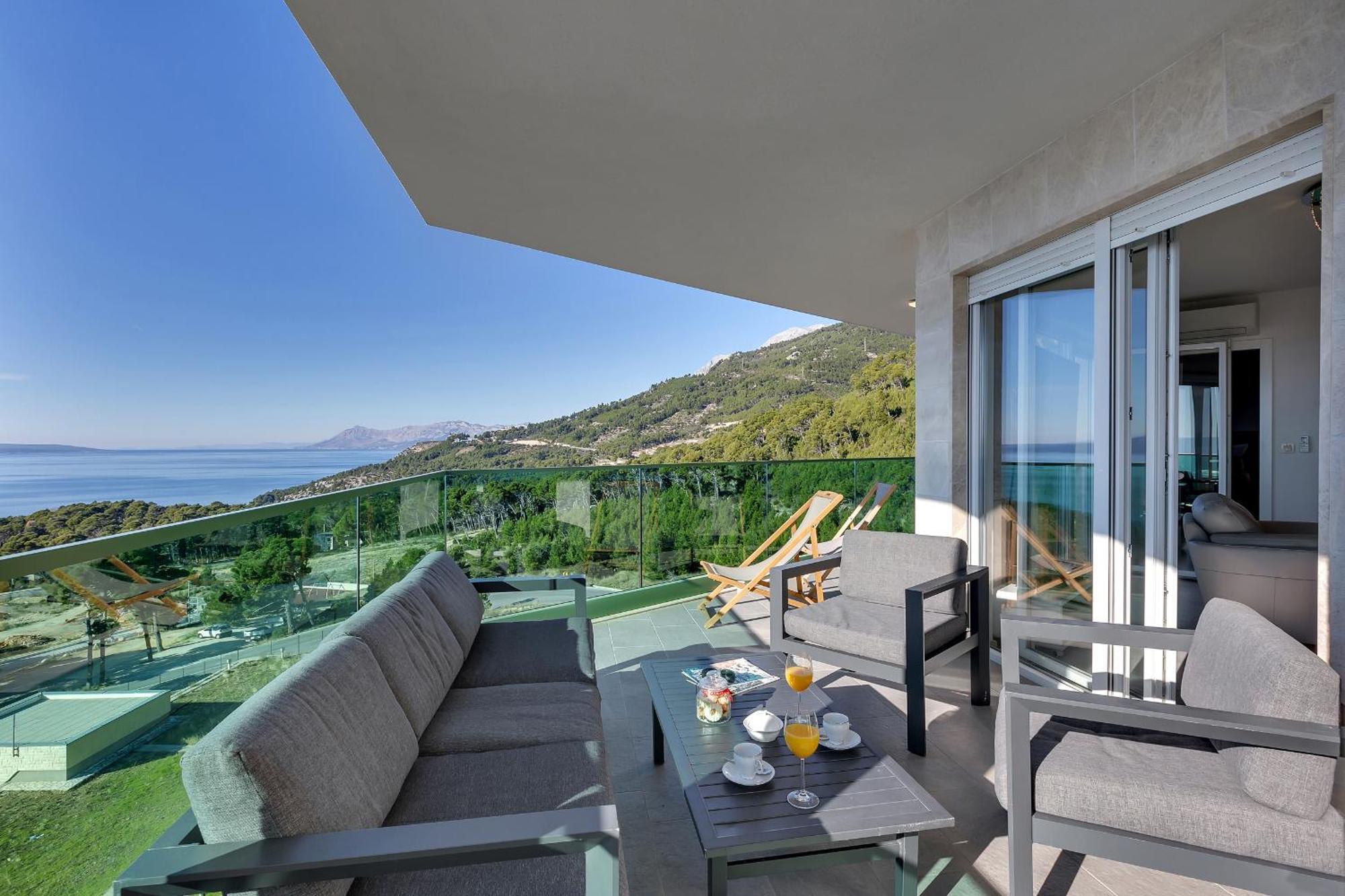 Exclusive Penthouse Big Blue With Private Jacuzzi Leilighet Makarska Eksteriør bilde