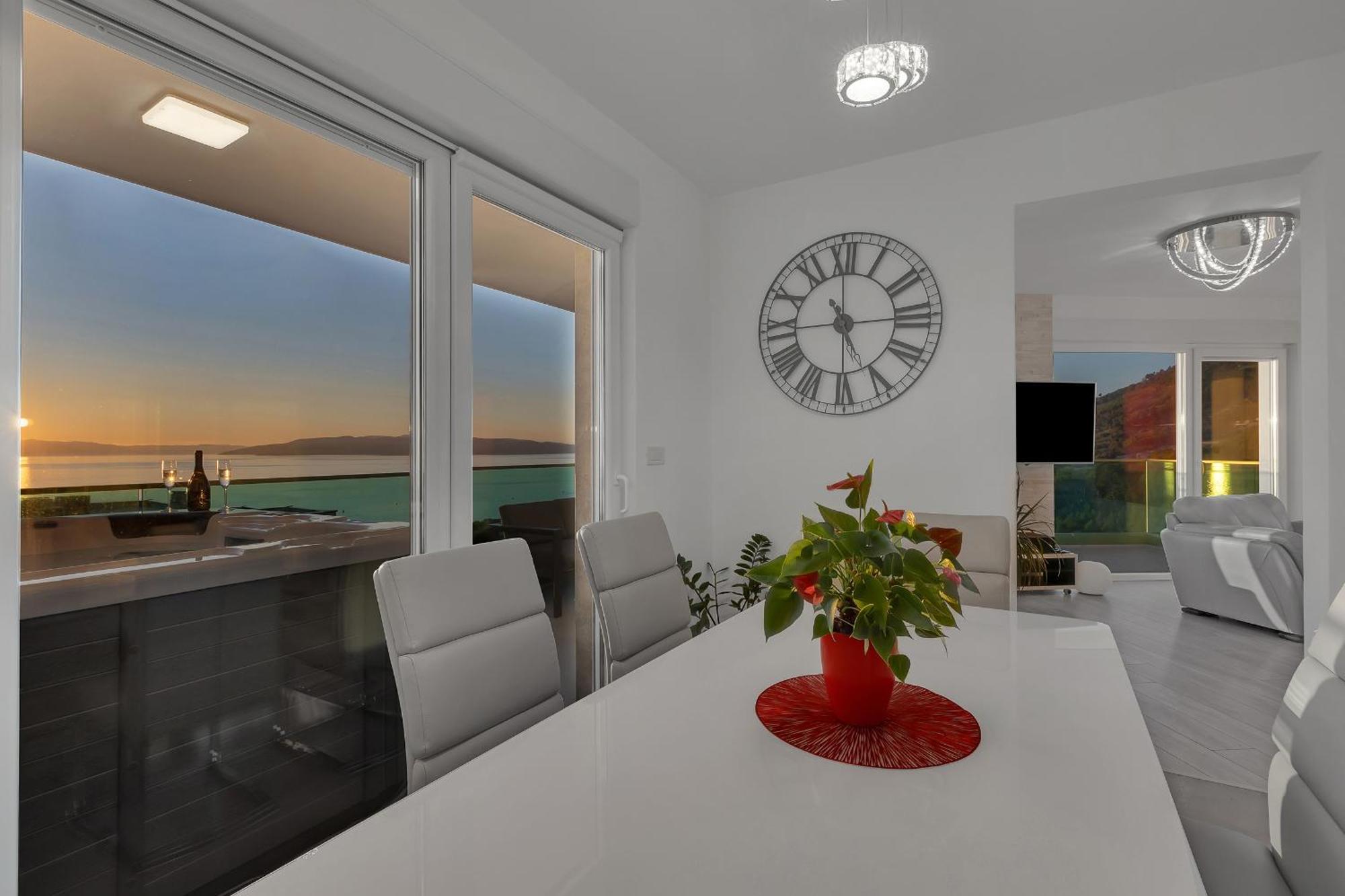 Exclusive Penthouse Big Blue With Private Jacuzzi Leilighet Makarska Eksteriør bilde
