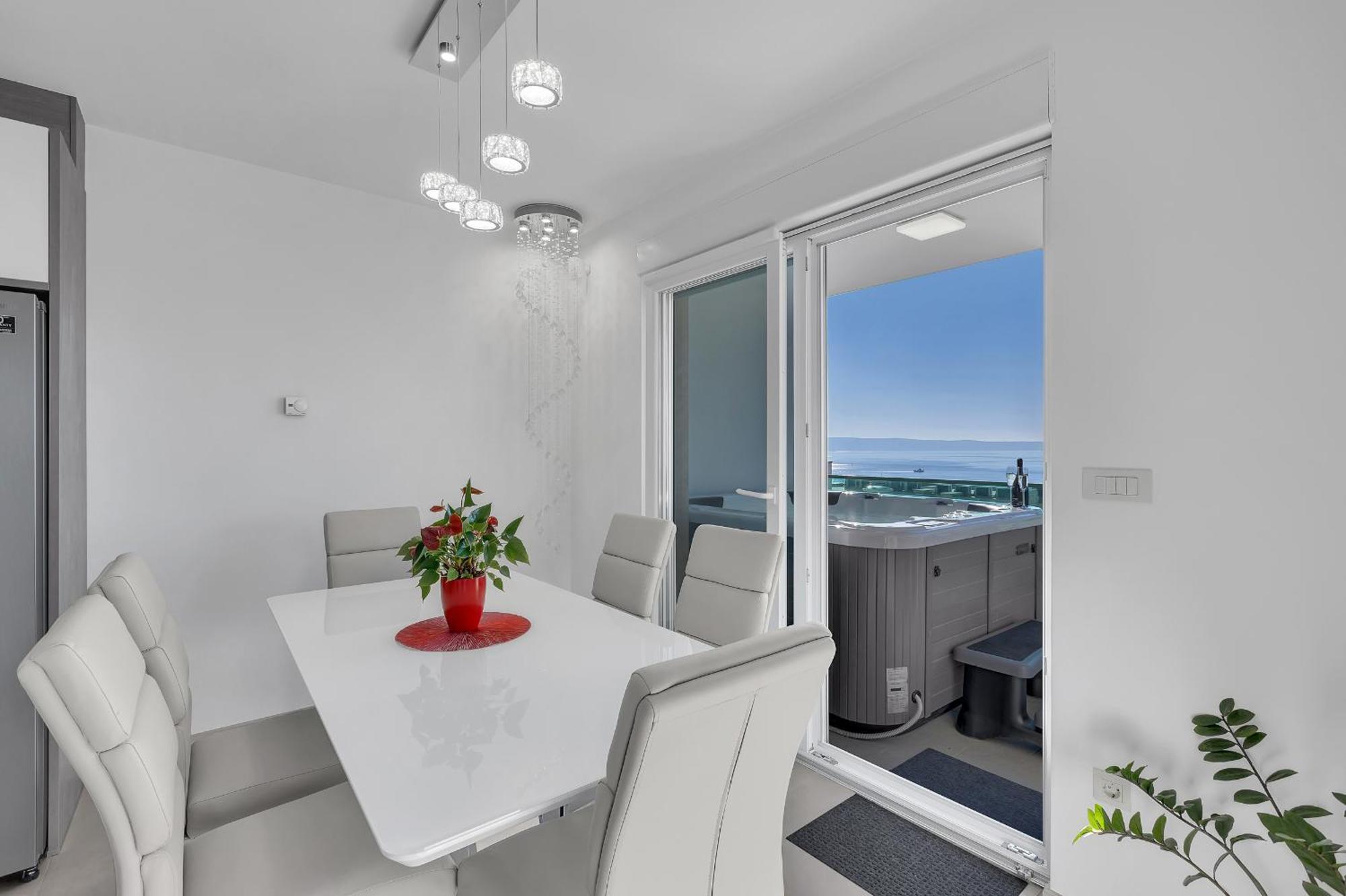 Exclusive Penthouse Big Blue With Private Jacuzzi Leilighet Makarska Eksteriør bilde