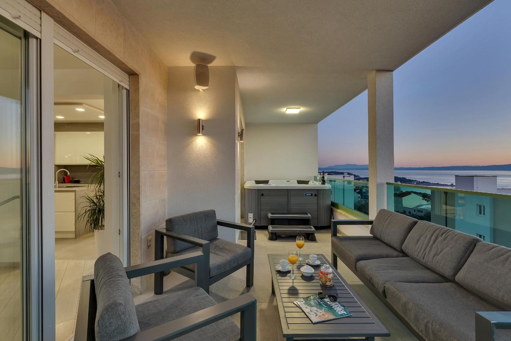 Exclusive Penthouse Big Blue With Private Jacuzzi Leilighet Makarska Eksteriør bilde