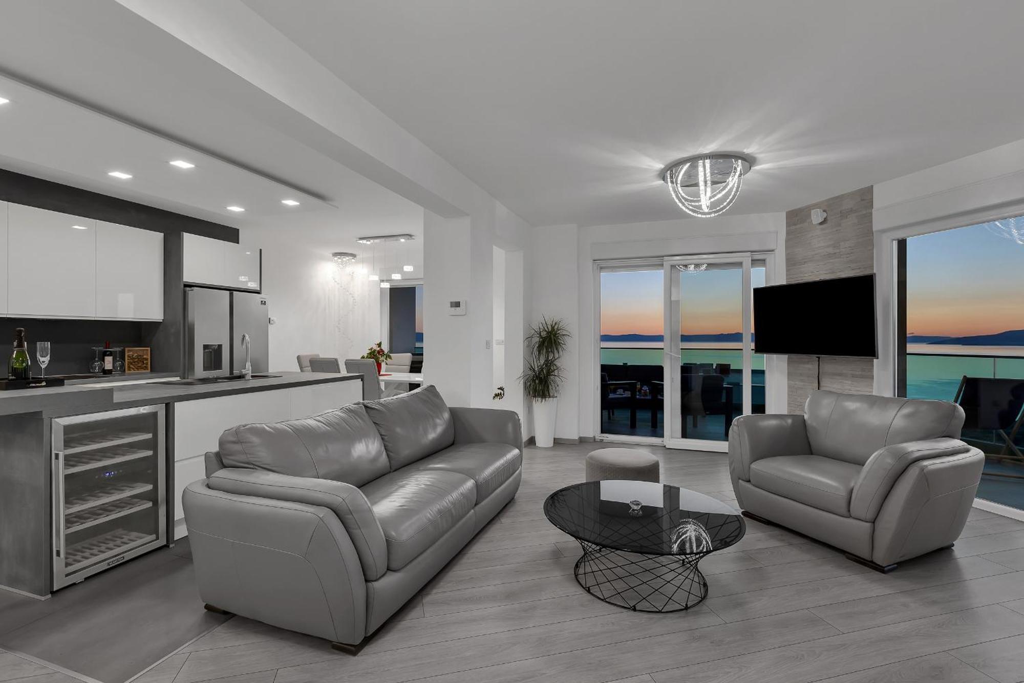 Exclusive Penthouse Big Blue With Private Jacuzzi Leilighet Makarska Eksteriør bilde