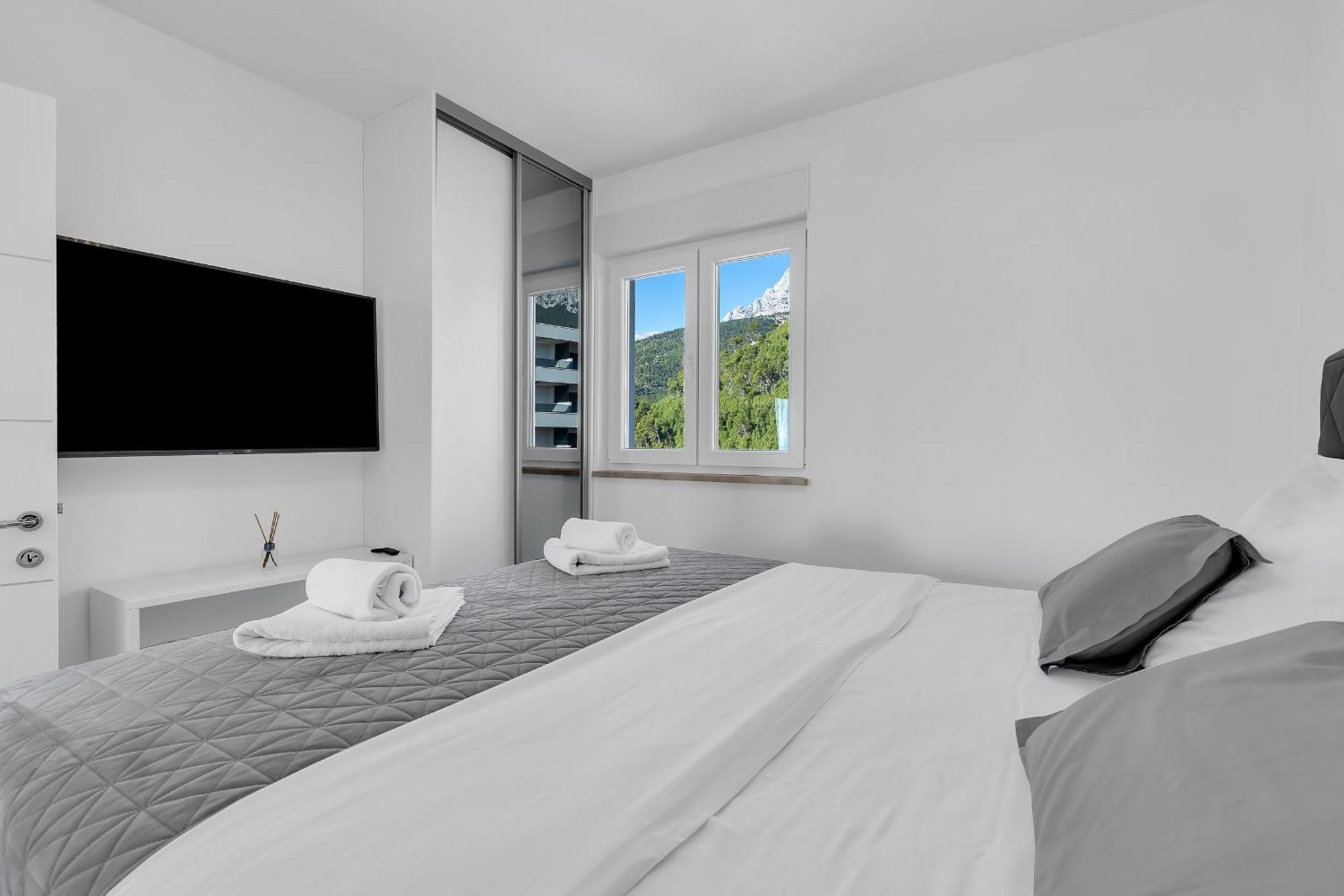 Exclusive Penthouse Big Blue With Private Jacuzzi Leilighet Makarska Eksteriør bilde